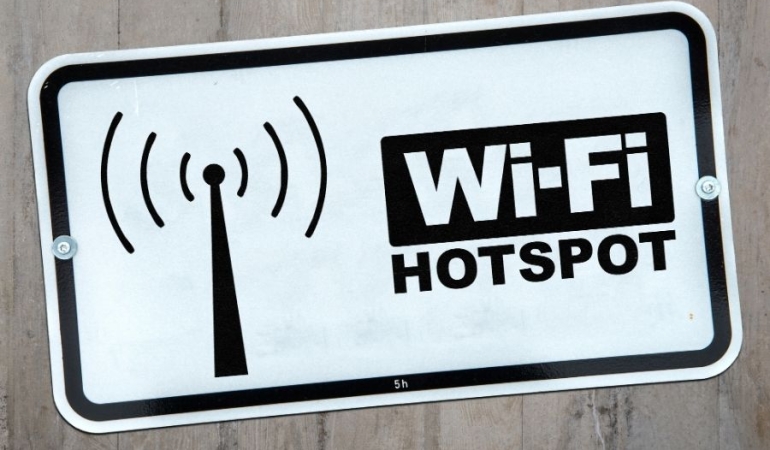 Oteller İçin Akıllı ve Güvenli İnternet Yönetimi