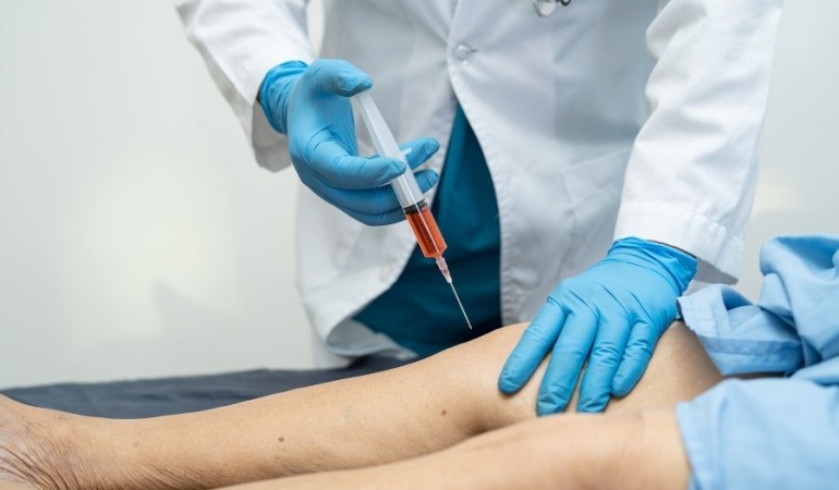 Diz Ağrılarında Modern Yaklaşımlar ve Gerçek Hasta Deneyimleri