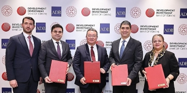 kalkinma-yatirim-bankasi-ile-asya-kalkinma-bankasindan-deprem-sonrasi-toparlanma-ve-yenilenebilir-enerjiye-325-milyon-dolar-esdegerinde-finansman.jpg
