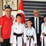 kemer-belediyesi-karate-takimindan-iki-madalya.jpg