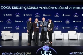 coklu-krizler-caginda-yeni-dunya-duzeni-ve-riskler-panelinde-yeni-donem-dinamikleri-tartisildi.jpg