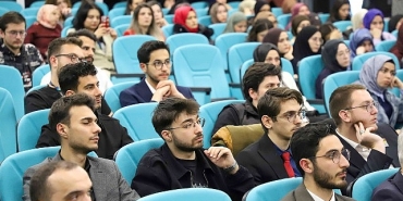 gencligin-gelecegine-yon-veren-ihtisas-akademisi-konya-programi-basladi.jpg