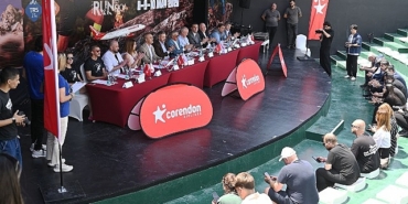 12-corendon-run-to-sky-yarislari-basliyor.jpg