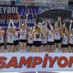 eczacibasi-genc-kiz-takimi-turkiye-sampiyonu.jpg