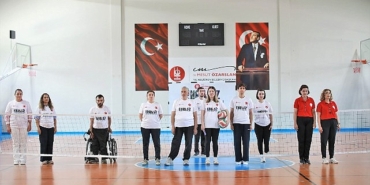 engelsiz-spor-oyunlari-para-atletizm-ve-oturarak-voleybol-oyunlariyla-devam-etti.jpg