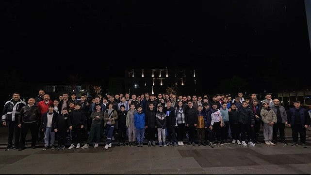 inegol-belediyesi-ogrencileri-robot-yarismasina-goturdu.jpg