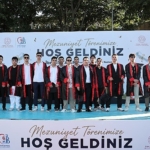 bayrampasada-liselerde-mezuniyet-coskusu.jpg