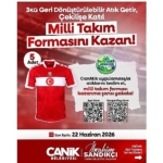 canik-belediyesi-yine-alkislari-topladi-atik-getirene-milli-takim-formasi-hediye.jpg