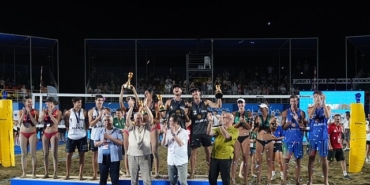 dunya-plaj-voleybolunun-kalbi-alanyada-atti.jpg