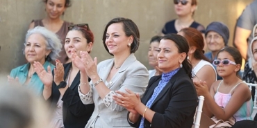 hayatlarinin-ikinci-baharinda-kep-atip-mezun-oldular.jpg