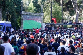 izmirde-dunya-kupasi-heyecani-meydanlara-tasti.jpg