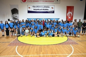kemer-belediyesi-yaz-spor-kurs-kayitlari-basliyor.jpg