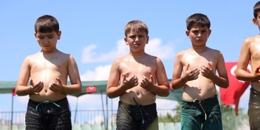 kocaelide-pehlivanlar-er-meydanina-cikti.jpg