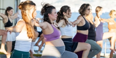 korfezin-mavisinde-400-kisilik-yoga-bulusmasi.jpg