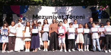 uskudar-cocuk-universitesinde-mezuniyet-coskusu.jpg