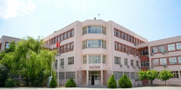 deu-isletme-fakultesine-uluslararasi-kalite-tescili.jpg