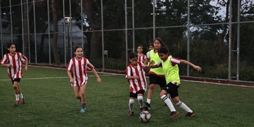 futbol-akademisinde-yaz-donemi.jpg