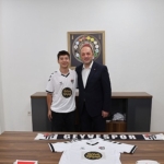 geyvesporda-yeni-sezon-hareketliligi-yardimci-antrenor-ve-futbolcularla-anlasma-saglandi.jpg