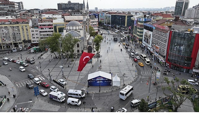 ibb-yks-tercih-doneminde-genclerin-yaninda.jpg