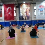 maltepeli-kadinlara-ucretsiz-yoga-destegi.jpg