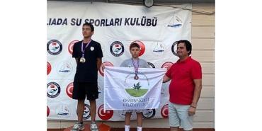osmangazinin-kulaclari-prens-adalarinda-madalyaya-uzandi.jpg