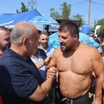 canikte-pehlivanlar-er-meydaninda-heyecan-dolu-anlar.jpg