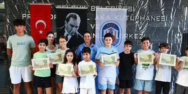 efes-selcuklu-cocuklar-yaz-okulunda-teknolojinin-dilini-ogrendi.jpg