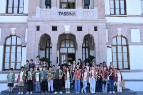 genc-komek-yaz-okulu-ogrencileri-sehrin-kalbinde-yolculuk-yapti.jpg