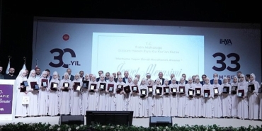 ihya-vakfinda-33-hafizin-icazet-sevinci.jpg