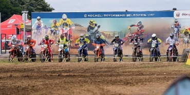super-enduroda-kupalar-sahiplerini-buldu.jpg