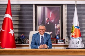 Başkan Topaloğlu’nun eğitime desteği köşe yazısında