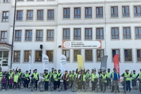 Konya Büyükşehir’in “Bisiklet Dostu Okul” Projesiyle Öğrenciler Pedal Çeviriyor