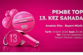 Pembe Top 13. Kez Sahada, Anadolu Efes, Bayern Münih karşısında parkede
