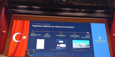Yapay Zekayla Eğitimde Dönüşüm Başladı:     ‘Öğrenci’, ‘Öğretim Üyesi’ ve ‘Öğrenme Modeli’ Yeniden Tanımlandı